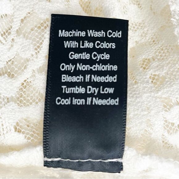 NWT Altar’d State Grace Blouse Sheer Ivory Cream Lace Top Women’s Size Small NEW - Picture 13 of 14